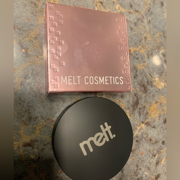 Melt Cosmetics Pink Moon Digital Dust Highlighter - Picture 3 of 7
